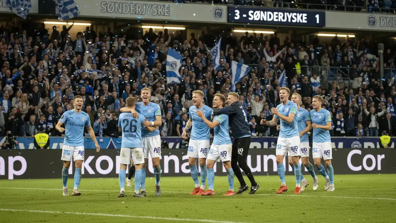 Sønderjyske fejrer sejr på stadion med jublende fans